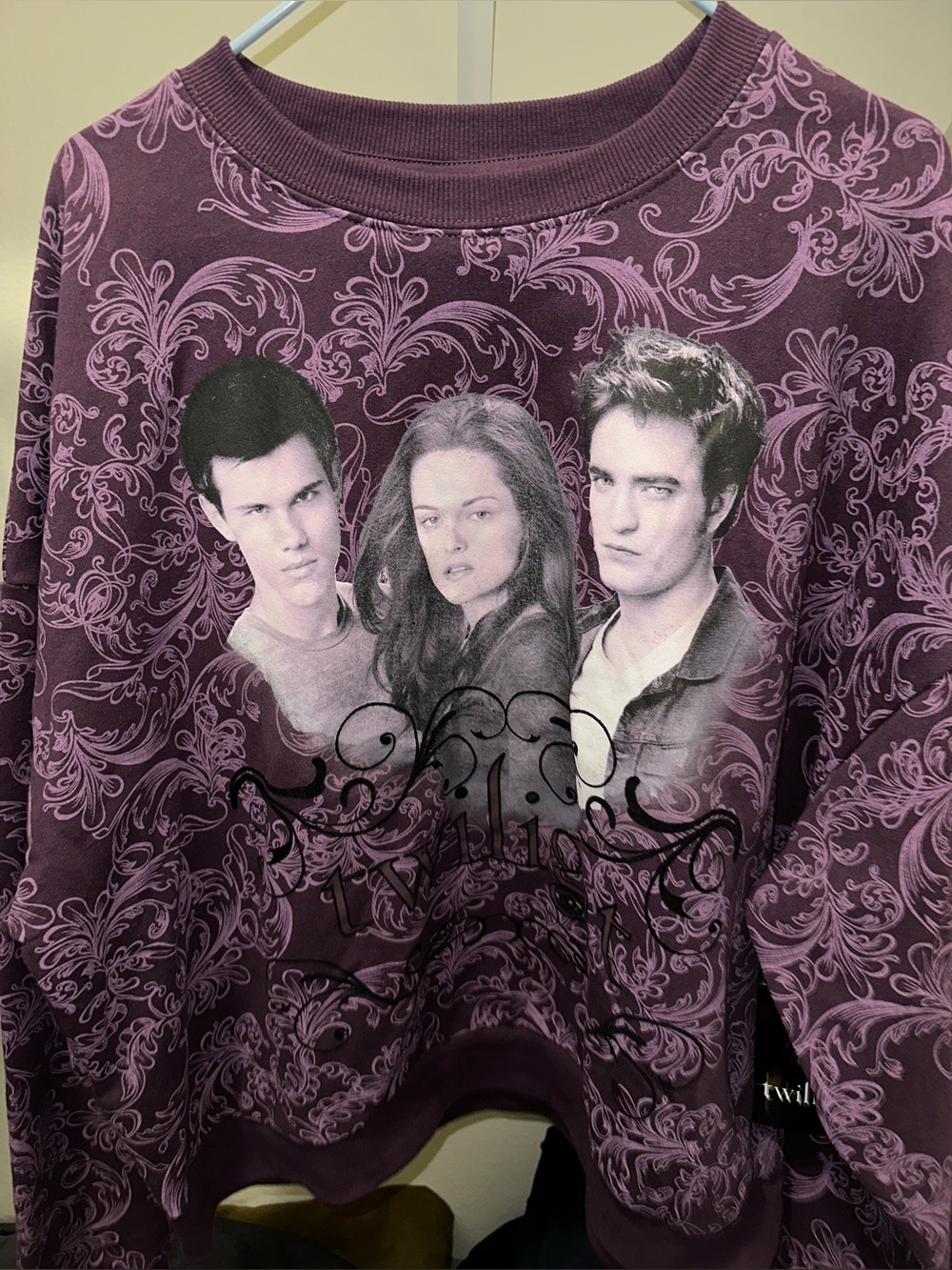 Twilight Saga Graphic Sweatshirt Pullover